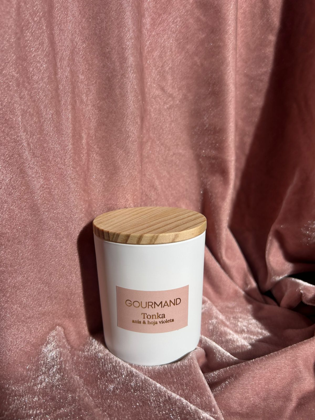 Vela Aromatica y Cosmetica Tonka